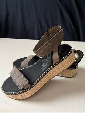 OTBT Reflector Espadrille Wedge sandals size 9 Gray
